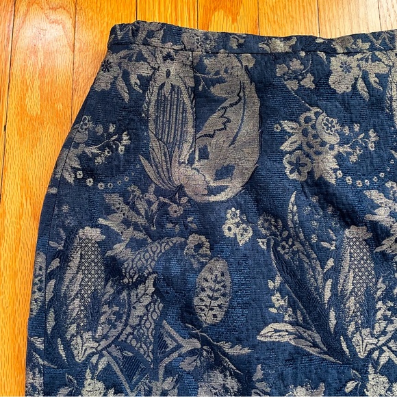 Vintage 90’s Escada Silk Blend Navy And Metallic Gold Brocade Pencil Skirt 38 - Picture 2 of 13